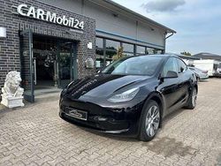 Grau (metallic) Gebraucht 2023 Tesla Model Y RWD SUV | 35.700 € (Etwas zu teuer)