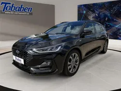 Schwarz Gebraucht 2023 Ford Focus ST-Line Kombi | 19.950 € (Fairer Preis)