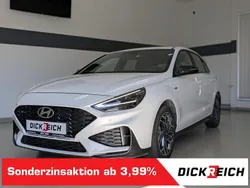 Weiß Gebraucht 2024 Hyundai i30 N Line Limousine | 19.980 € (Fairer Preis)