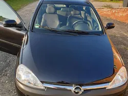 Schwarz Gebraucht 2002 Opel Corsa Kleinwagen | 1.700 €