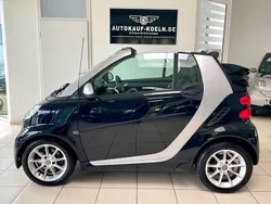 Schwarz Gebraucht 2012 Smart ForTwo Cabrio Passion Cabrio | 8.990 € (Teuer)