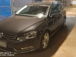 Schwarz Gebraucht 2011 VW Passat Highline Kombi | 12.000 €