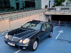 Silber Gebraucht 2002 Mercedes E240 Elegance Limousine | 5.500 € (Fairer Preis)