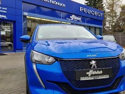 Lackierung vertigoblau Gebraucht 2021 Peugeot e-208 Active Kleinwagen | 15.990 € (Fairer Preis)