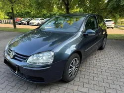 Blau Gebraucht 2004 VW Golf V Limousine | 1.990 € (Fairer Preis)