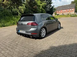 Grau Gebraucht 2019 VW Golf VII GTI Limousine | 20.500 € (Guter Preis)