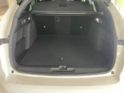 Weiss Gebraucht 2024 Opel Astra GS Line Kombi | 25.988 € (Fairer Preis)