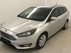 Silber Gebraucht 2018 Ford Focus Titanium Limousine | 4.283 €