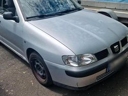 Silber Gebraucht 2002 Seat Ibiza Kleinwagen | 1.187 € (Guter Preis)