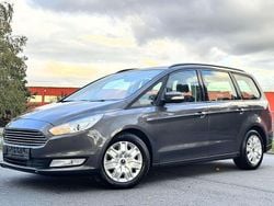 Grau Gebraucht 2017 Ford Galaxy S Van / Kleinbus | 11.900 € (Guter Preis)