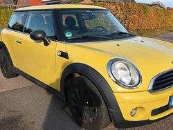 Gelb Gebraucht 2010 Mini Clubman Kombi | 6.999 € (Etwas zu teuer)