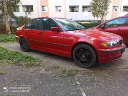 Rot Gebraucht 2002 BMW 318 Limousine | 5.800 € (Teuer)