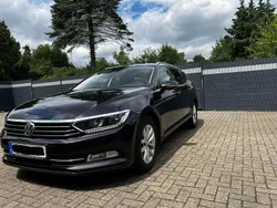 Schwarz Gebraucht 2016 VW Passat Highline Kombi | 10.800 € (Fairer Preis)