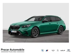 M isle of man grün metallic Neu 2025 BMW M5 M Sport Kombi | 151.790 € (Guter Preis)