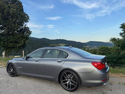 Grau Gebraucht 2009 BMW 730 Limousine | 13.500 € (Teuer)