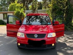 Rot Gebraucht 2010 VW Caddy Van / Kleinbus | 5.800 € (Fairer Preis)
