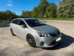 Grau Gebraucht 2013 Toyota Avensis Kombi | 9.000 € (Fairer Preis)