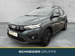 Grün Gebraucht 2024 Dacia Sandero Expression Kleinwagen | 16.990 € (Guter Preis)