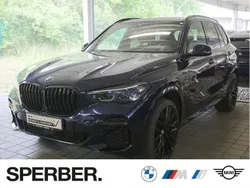 Blau Gebraucht 2022 BMW X5 M50 Performance SUV | 59.880 € (Superpreis)