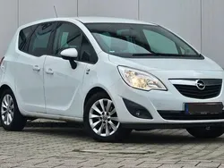 Weiß Gebraucht 2012 Opel Meriva Van / Kleinbus | 7.480 € (Fairer Preis)
