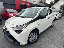 Weiß Gebraucht 2019 Toyota Aygo Kleinwagen | 7.999 € (Fairer Preis)