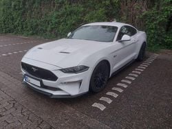Weiß Gebraucht 2021 Ford Mustang GT Fastback Coupé | 37.999 € (Superpreis)