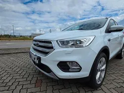 Weiß Gebraucht 2018 Ford Kuga Titanium SUV | 15.990 € (Fairer Preis)