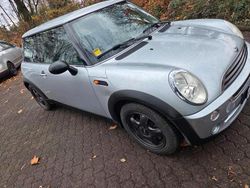 Silber Gebraucht 2004 Mini Cooper Kleinwagen | 3.300 € (Fairer Preis)