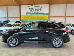 Schwarz Gebraucht 2022 Ford Kuga Vignale SUV | 27.900 € (Fairer Preis)