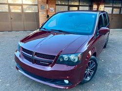 Rot metallic Gebraucht 2019 Dodge Grand Caravan Van / Kleinbus | 24.900 €