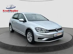 Silber Gebraucht 2018 VW Golf VII Comfortline Limousine | 11.900 € (Guter Preis)