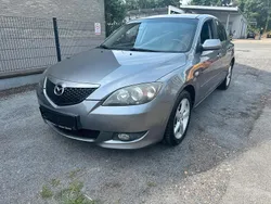 Grau Gebraucht 2004 Mazda 3 Limousine | 2.990 € (Fairer Preis)