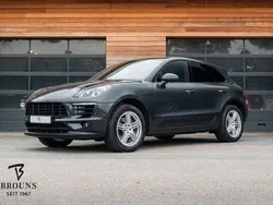 Grau Gebraucht 2018 Porsche Macan SUV | 42.950 € (Fairer Preis)