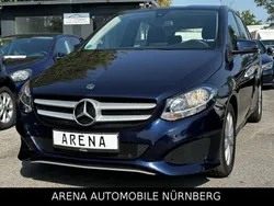 Blau Gebraucht 2017 Mercedes B200 Van / Kleinbus | 16.999 € (Fairer Preis)