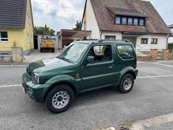 Grün Gebraucht 2011 Suzuki Jimny SUV | 10.900 € (Teuer)