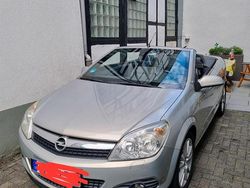 Gebraucht 2007 Opel Astra Cabriolet Cabrio | 1.200 € (Guter Preis)