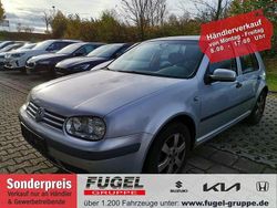 Reflexsilber metallic Gebraucht 2003 VW Golf IV Limousine | 599 € (Guter Preis)