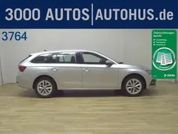 Weiss Gebraucht 2022 Skoda Octavia Style Kombi | 20.790 € (Fairer Preis)