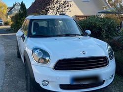 Weiß Gebraucht 2014 Mini One D Countryman SUV | 4.499 €