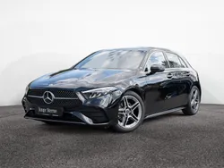 Schwarz metalliclack kosmosschwarz Gebraucht 2024 Mercedes A180 AMG Limousine | 31.250 € (Fairer Preis)