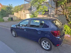 Blau Gebraucht 2019 Dacia Sandero Essentiel Kleinwagen | 7.500 € (Fairer Preis)