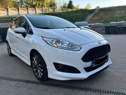 Weiß Gebraucht 2017 Ford Fiesta ST-Line Kleinwagen | 9.490 € (Guter Preis)