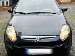 Blau Gebraucht 2012 Fiat Punto Evo Kleinwagen | 2.500 € (Guter Preis)