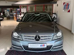 Grau Gebraucht 2012 Mercedes C180 Limousine | 10.990 € (Fairer Preis)