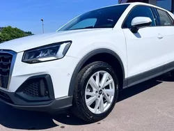 Weiß Gebraucht 2023 Audi Q2 SUV | 27.500 € (Fairer Preis)