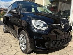 Schwarz Gebraucht 2020 Renault Twingo Life Kleinwagen | 7.990 € (Guter Preis)