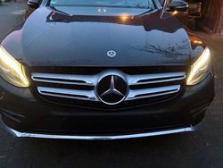 Schwarz Gebraucht 2018 Mercedes GLC250 SUV | 27.995 € (Fairer Preis)