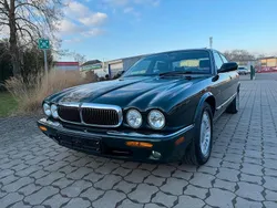 Grün Gebraucht 1998 Jaguar XJ8 Executive Limousine | 19.999 €