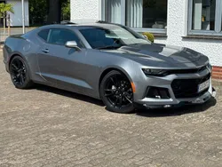 Grau Gebraucht 2021 Chevrolet Camaro | 27.900 € (Guter Preis)