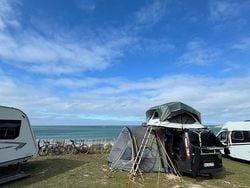 Schwarz Gebraucht 2015 Ford Tourneo Van / Kleinbus | 26.999 €